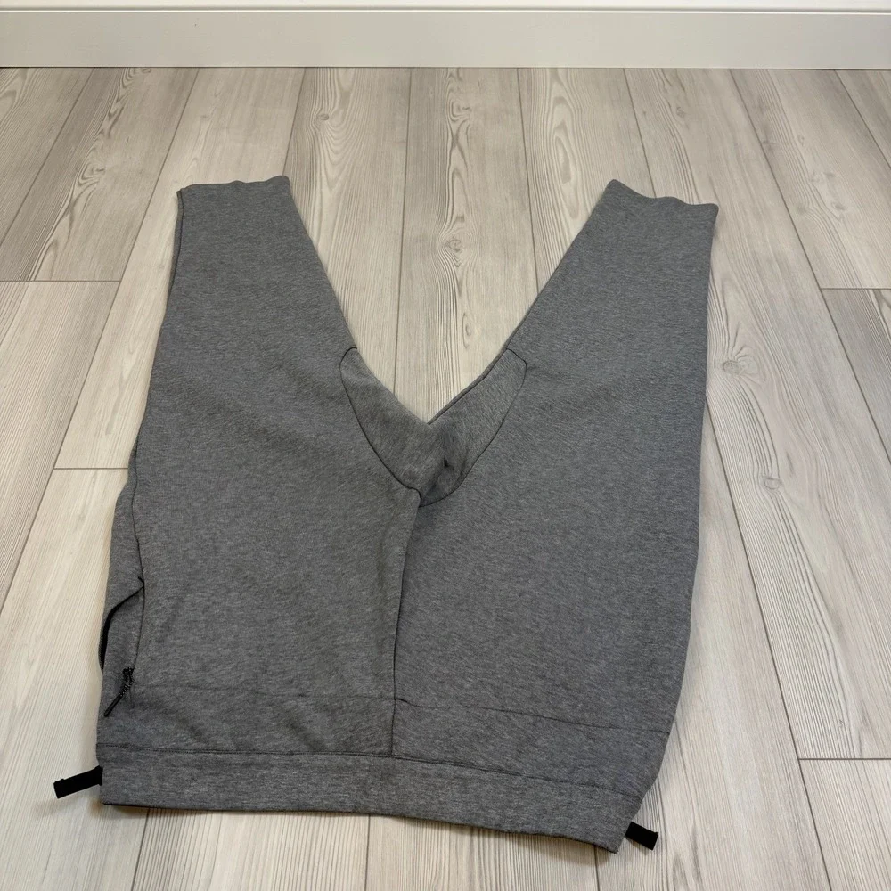 Nike sportswear tech